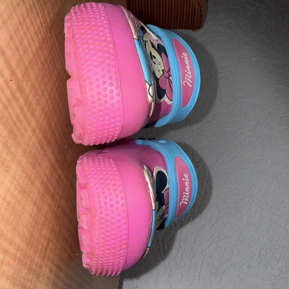 Crocs Disney Minnie Mouse Lined Pink Blue Clogs Mules Toddler Shoes Girls C7